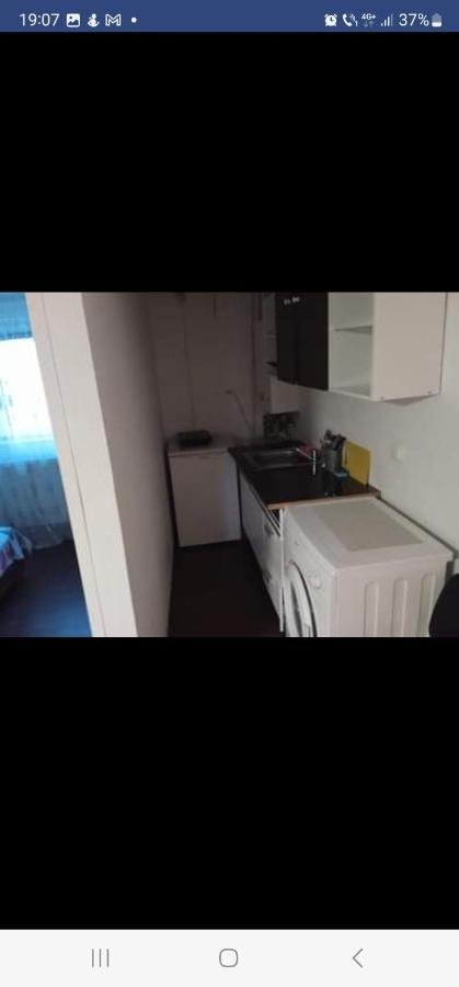 Casa Davison Lägenhet Târgu Jiu Exteriör bild